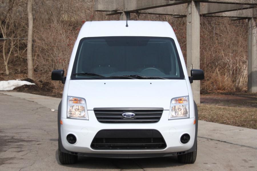  Ford Transit Connect 2010 года  (фото 3 из 109)